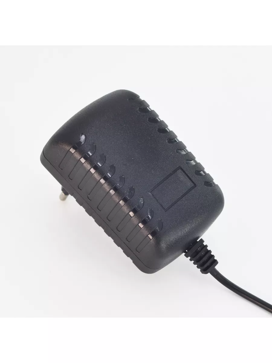 Блок питания универсальный 5V/1.5A (5.5x2.5)